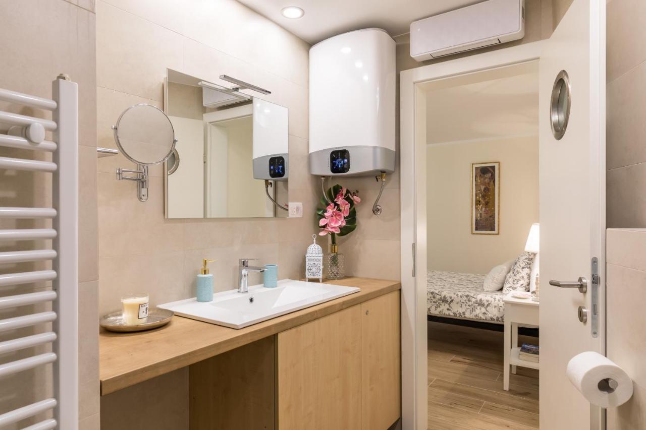 Old Town Boutique Apartments Сплит Экстерьер фото